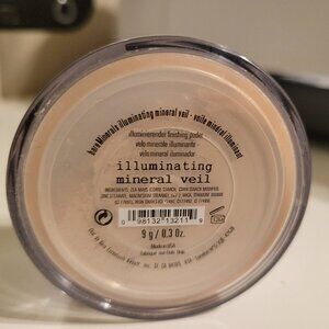 Bare Minerals- Illuminating Mineral Veil, Brand NEW, unopened